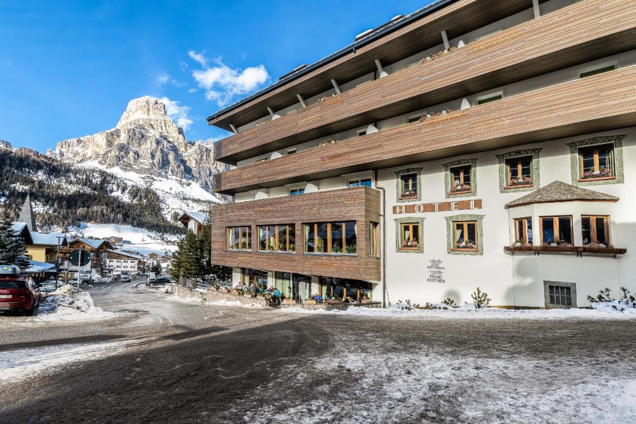 Posta Zirm Hotel Corvara In Badia Eksteriør billede