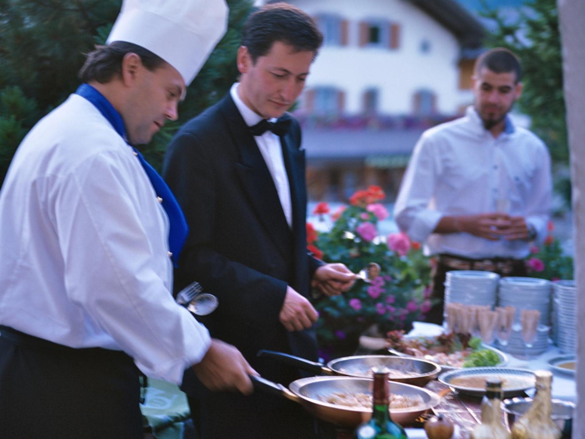 Posta Zirm Hotel Corvara In Badia Eksteriør billede